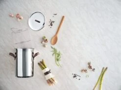 Alessi Edo Spargel-Dampfgarer 9 Alessi Edo Spargel-Dampfgarer -Alessi Verkaufsgeschäft 0004 PU309 amb A4 3500pxl