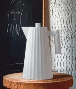 Alessi Wasserkocher Plissé 1,7 L, Weiß -Alessi Verkaufsgeschäft 216Alessi isoTH