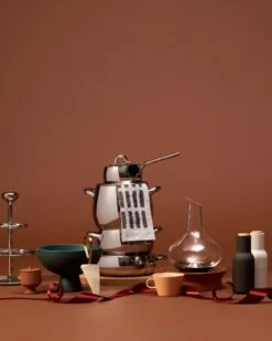 Alessi Mami Kochgeschirr Set, 4 Töpfe Mit 3 Deckeln 7 Alessi Mami Kochgeschirr Set, 4 Töpfe Mit 3 Deckeln -Alessi Verkaufsgeschäft FDS Joulukalenteri 002 final sRGB 1080x1350